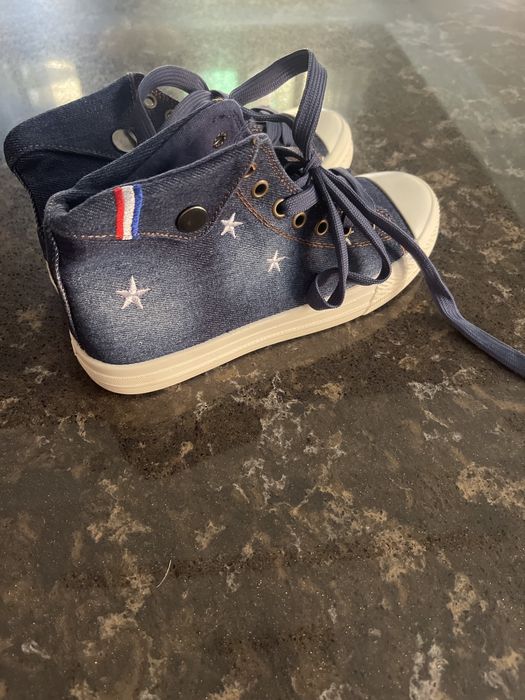 Кеды, подросток, новые