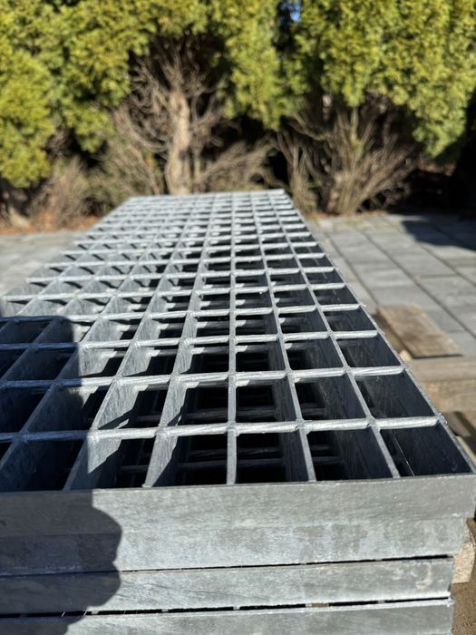 Kratka schodowa Wema stopnica stopień podest schody schodek