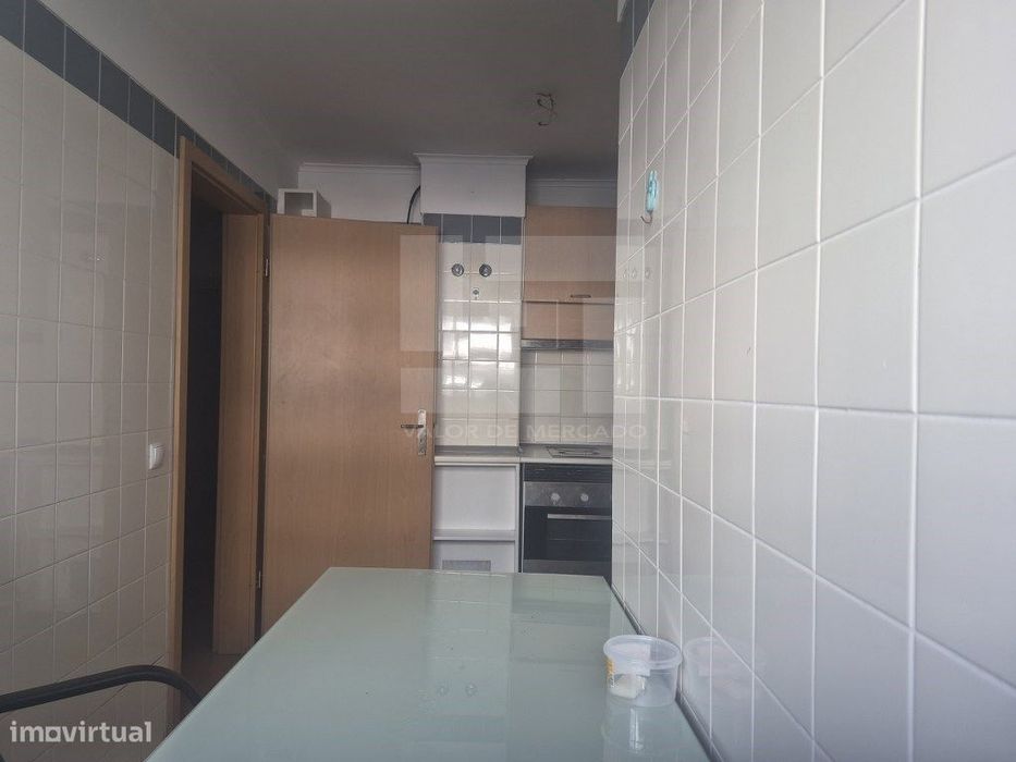 Apartamento T2 - Ameixoeira