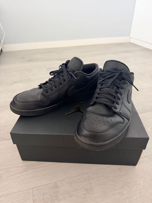 Nike Air Jordan 1 Low Tripple Black