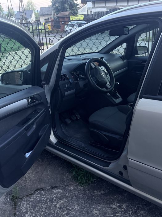 Opel Zafira 2009