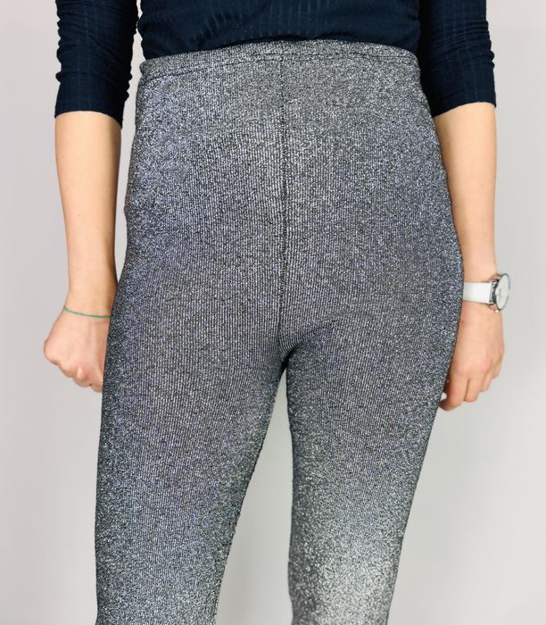 Srebrne legginsy z brokatem S 36