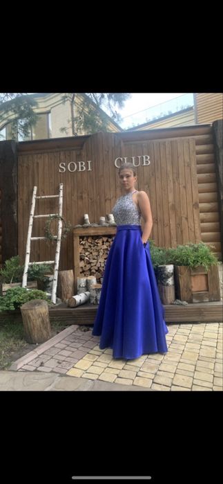 Оригінальна сукня від Jovani