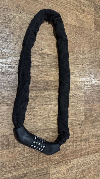 Продам замок