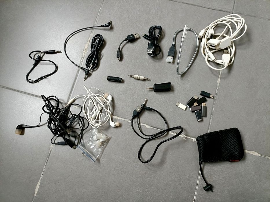 Cabos/Acessórios/adaptadores Multimedia