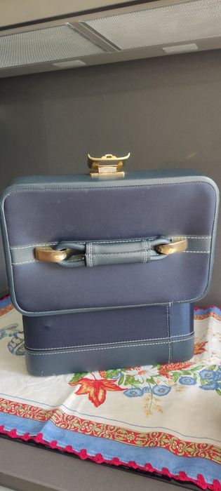 Mala pequena viagem.