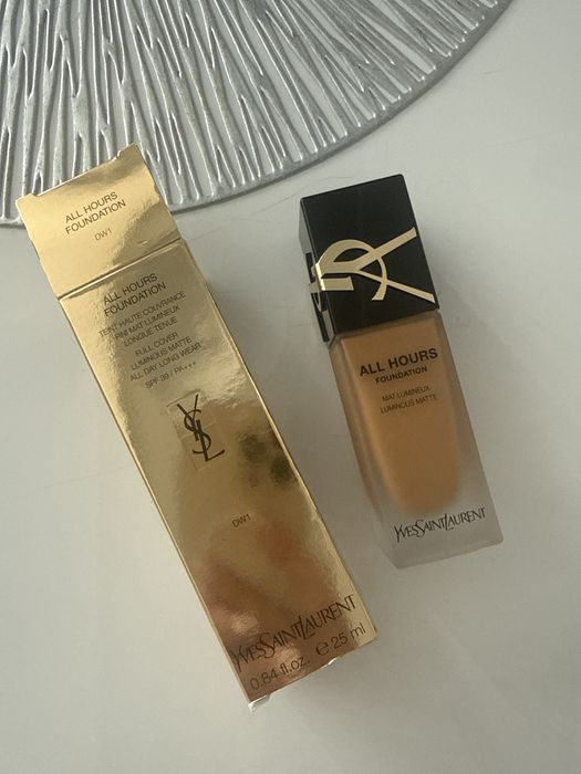 YsL podkład 24 matujący yves saint  laurent