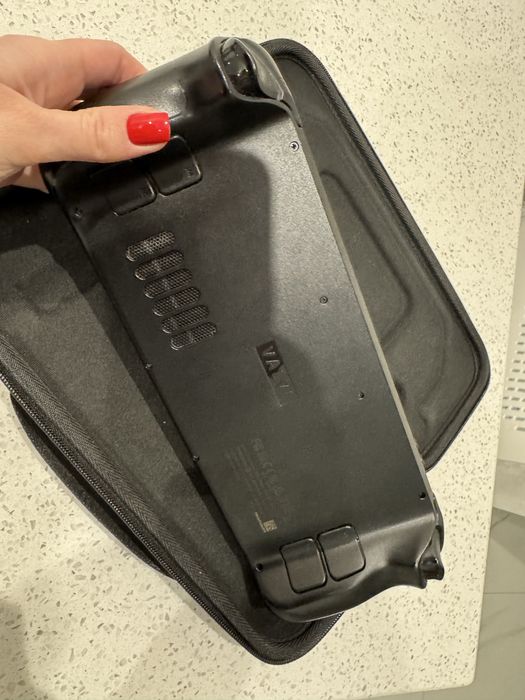 Консоль VALVE STEAM DECK 256GB чорна