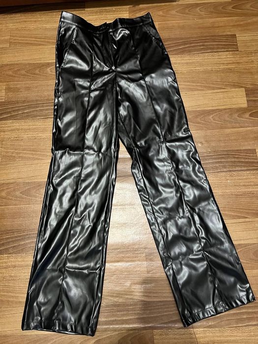 Брюки кльош жіночі