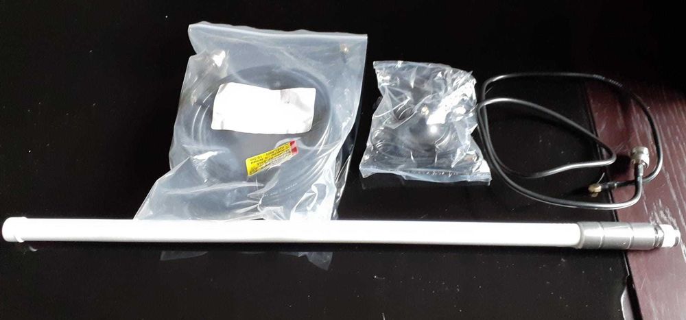 Helium Hotspot MerryIoT + 5dBi Antenna + RP-SMA Cable N 10M64297865989635123