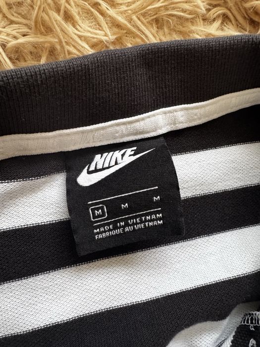Поло Nike в полоску