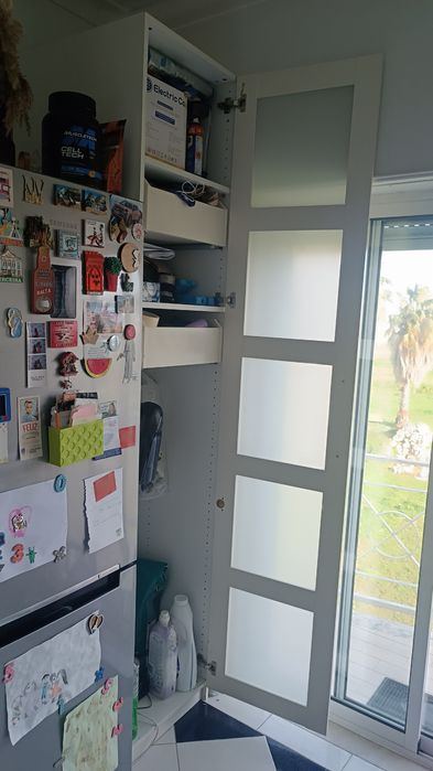 Arrumação cozinha ou escritório