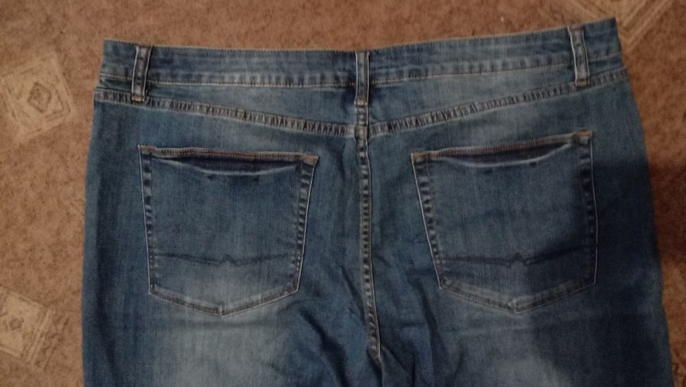 Джинсы мужские фирмы Asus