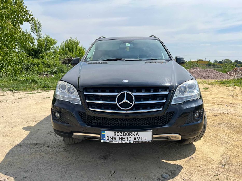 Передний бампер Mercedes ML W164 передній бампер МЛ 164 С197 Рестайл