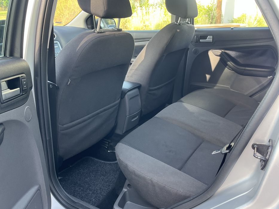 Ford focus poucos klm