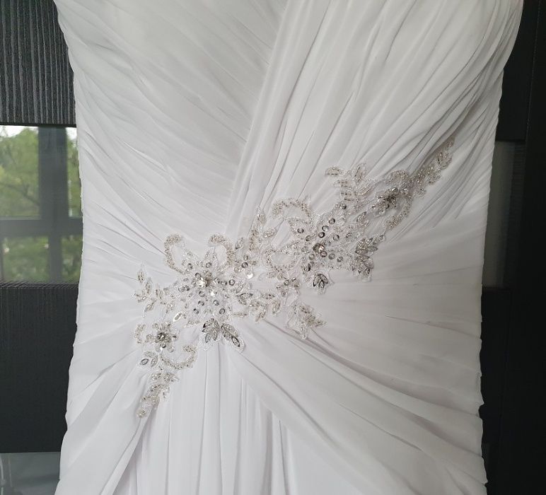 Suknia ślubna roz. 34 XS skromna