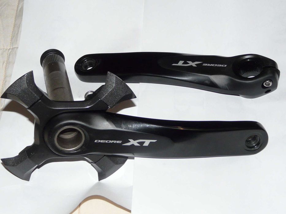 Nowa Korba Shimano  XT  FC-T8000+ śruby