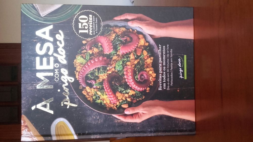 Livro À mesa com o Pingo Doce