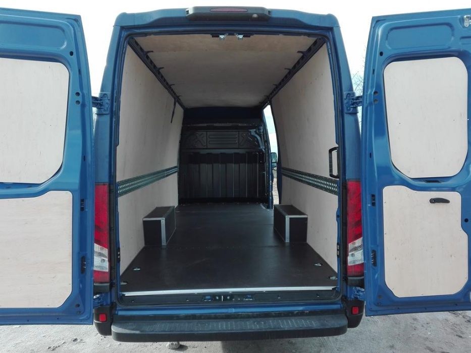 Iveco Daily L3H2 zabudowa busa