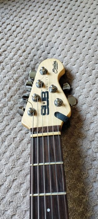 Gitara elektryczna sterling S.U.B Silo  3