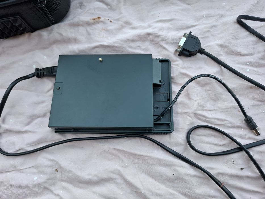 Za typowy laptop, DECpc425SLle.