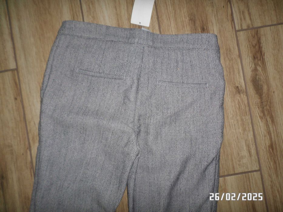 Super firmowe  damskie spodnie -36-s-H&M-nowe