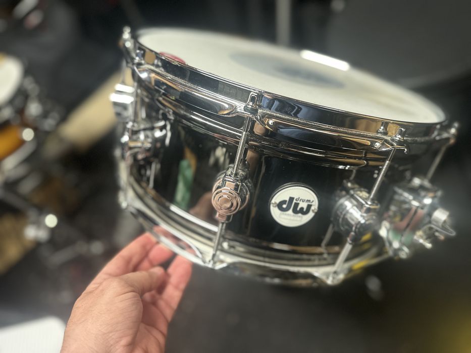 DW Design Series 14'' x 6.5'' Black Nickel Over Brass Snare Drum