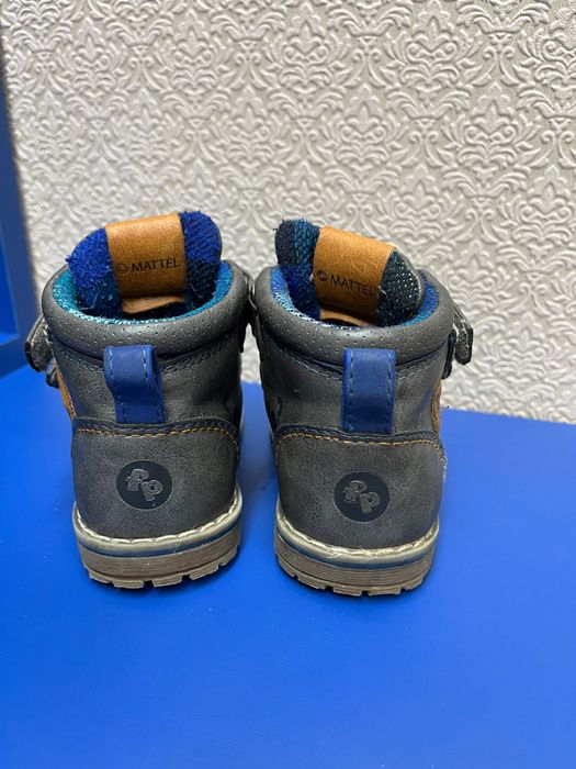 Демі ботинки 20 р Fisher Price