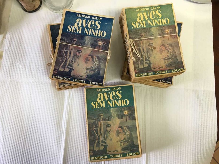 Publicação de 1957 - Aves sem Ninho, de Alfonso Galan