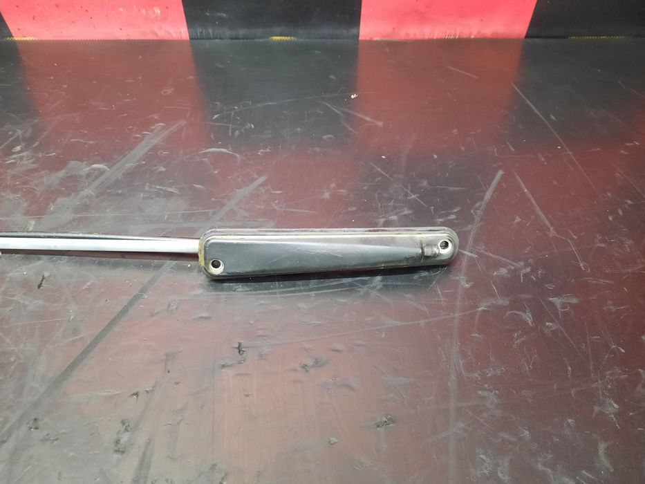 Antena ISUZU ELF Chassis (NKR8_, NKQ8_)