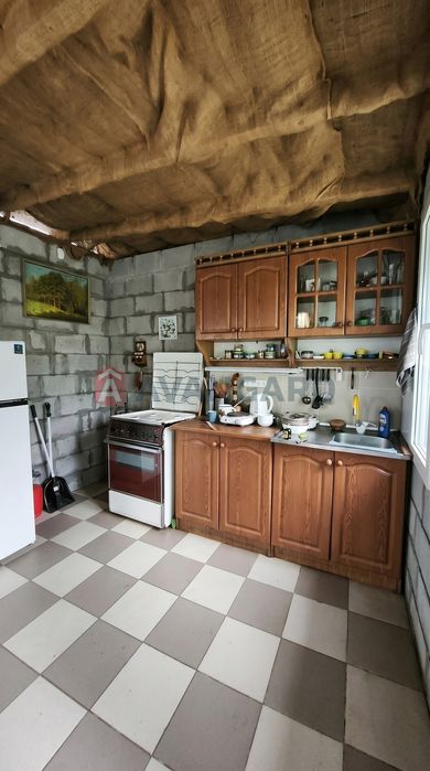 Продам дачу для життя та відпочинку. Поруч ліс та озеро