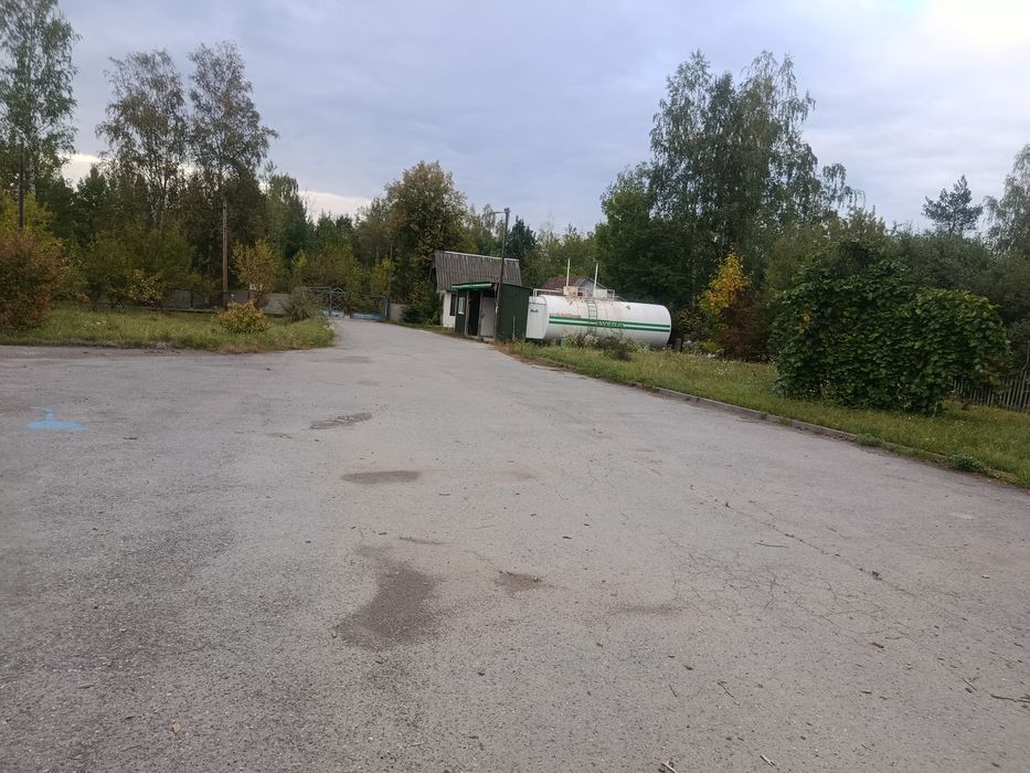 територія в оренду під заправку