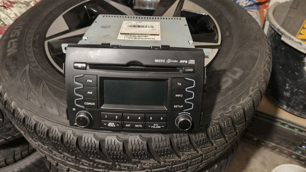 Штатная магнитола Киа соренто 2, с рамкой