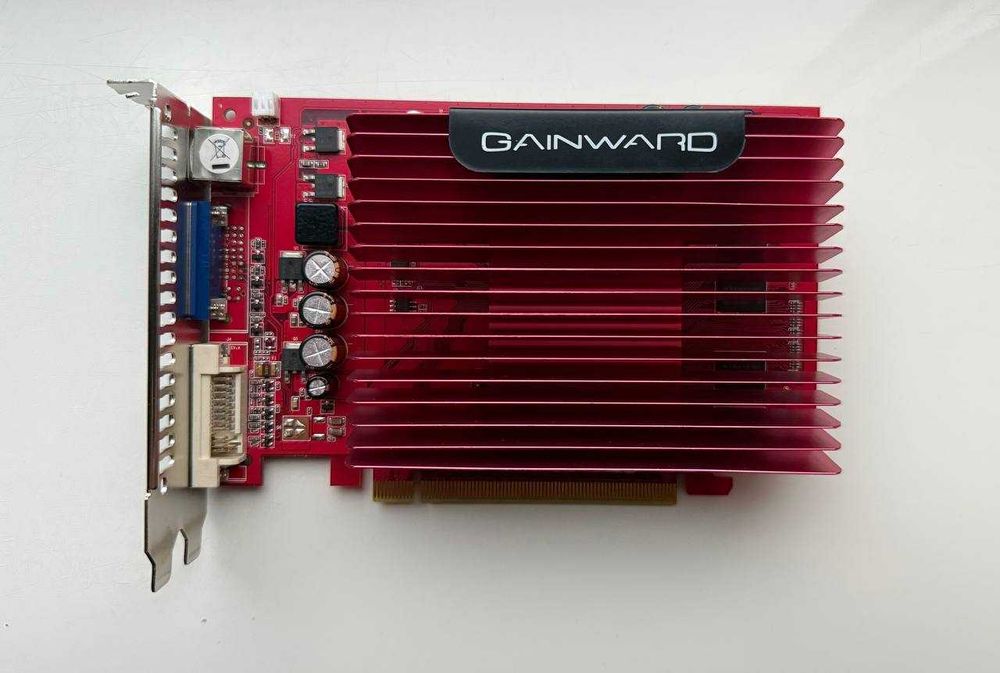 Відеокарта Gainward Nvidia GeForce 9500GT PCI-e 1GB DDR2 DVI VGA TV