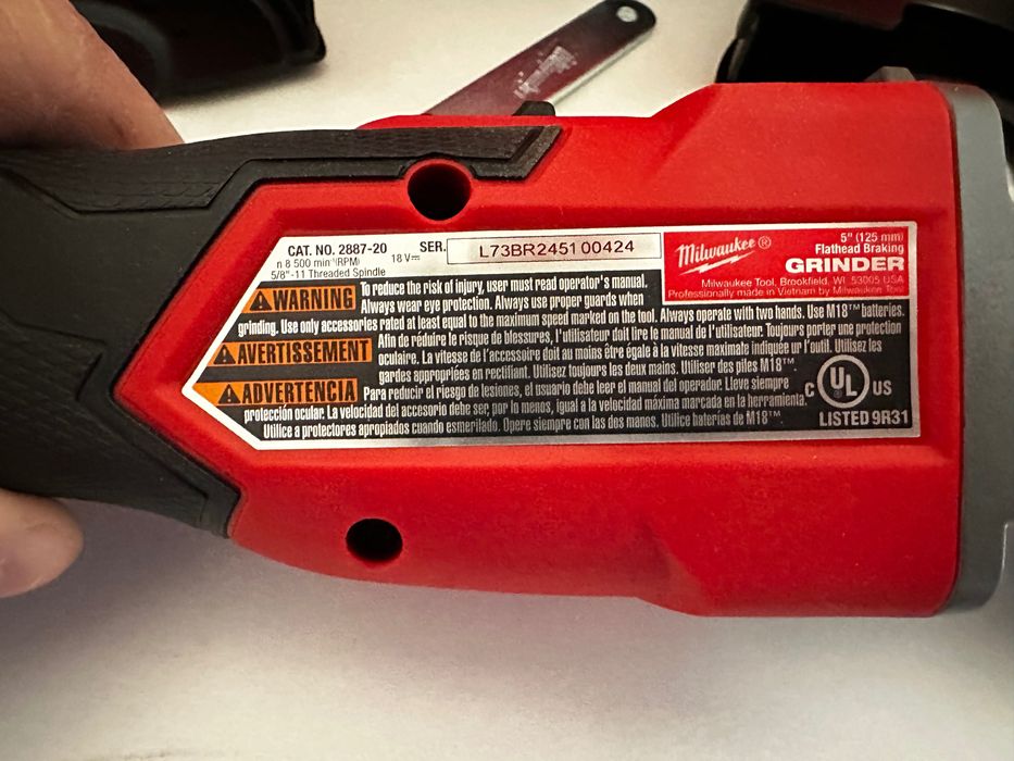 Szlifierka kątowa Milwaukee FUEL