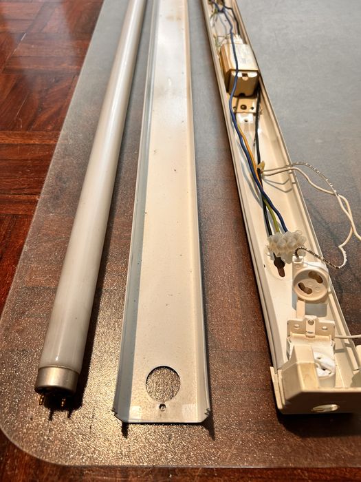 Candeeiro de tecto Lampada Fluorescente