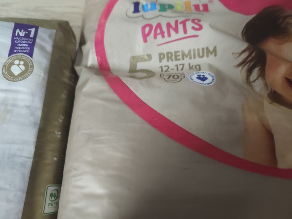 Sprzedam pampersy rozmiar 5