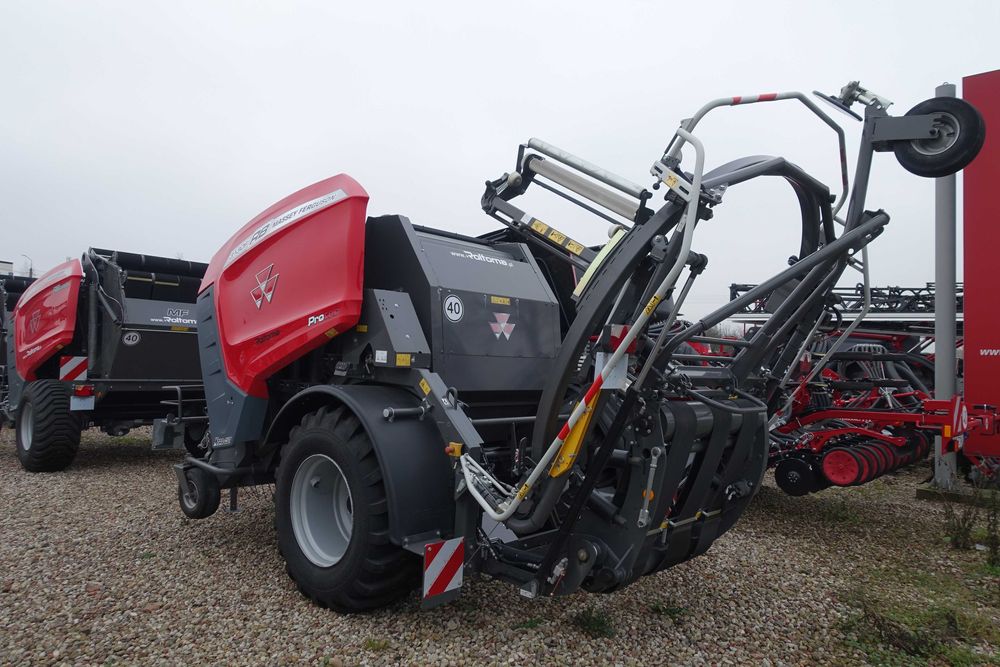NOWA Prasoowijarka Massey Ferguson RB 3130F (fendt,Mchale,claas)