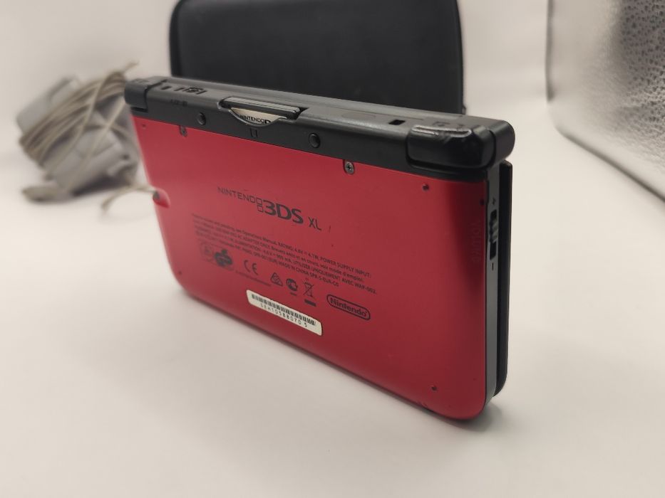 Nintendo 3DS XL Vermelha + Coleção Pokémon  + Bolsa + Carregador Original