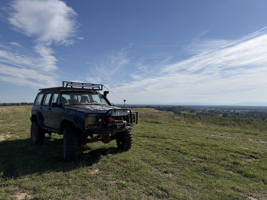 Jeep cherokee XJ 1996 2.5 benzyna LPG 2 wyciągarki, OFFROAD