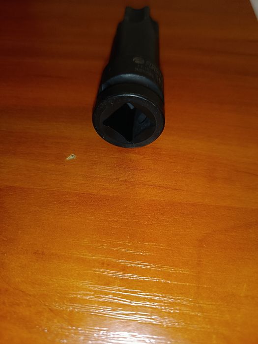 Т 100 1/2 na wszystkie prace.