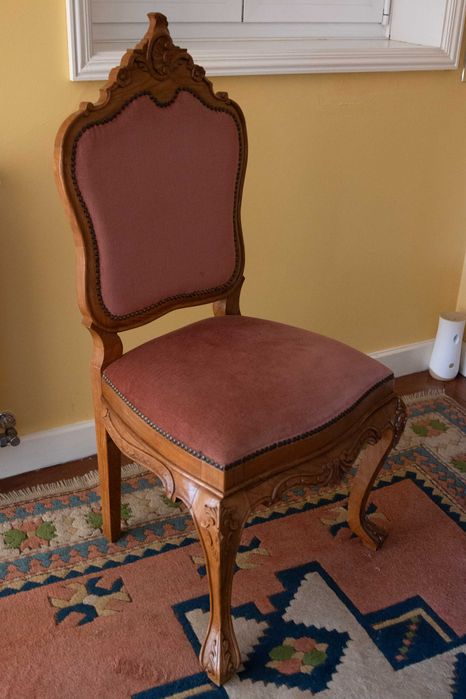 Cadeira estilo Luís XV
