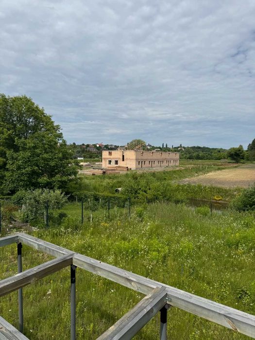 Підготовлена ділянка у Музичах: фундамент, вода, септік, світло, озеро