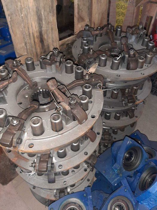 Головка Т-40 в сборі Д37М-1003008-Б НОВА!