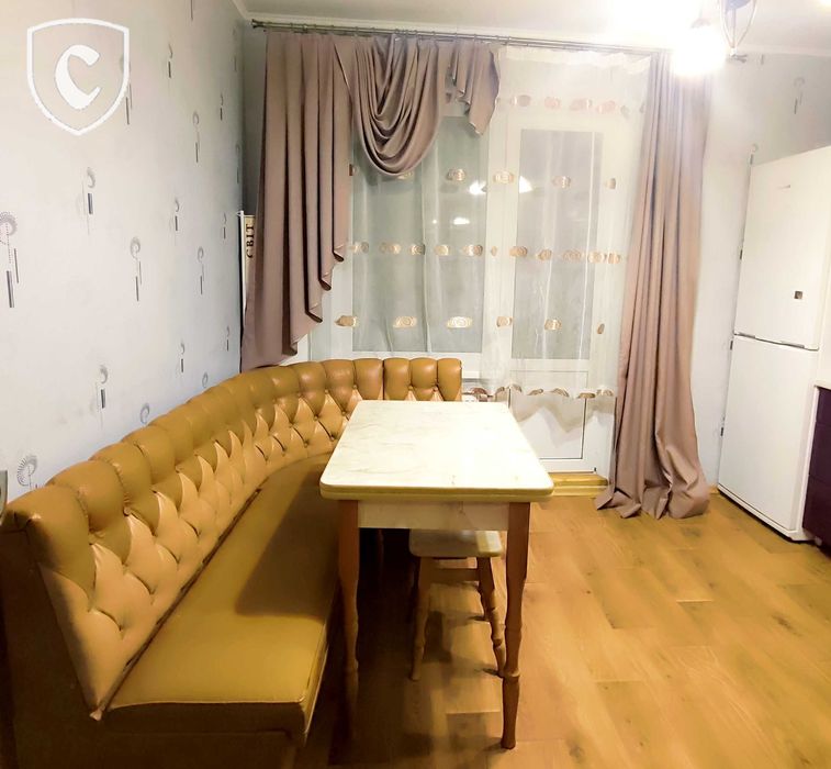 Простора 1-кімнатна квартира в ЖК «Ярославичі-1»