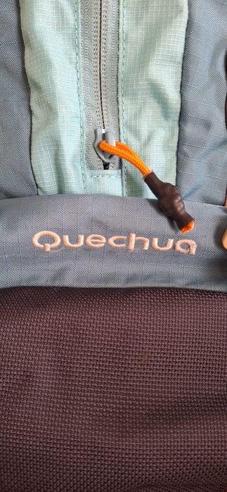 Mochila Quechua, forclaz 60 easyfit,  em bom estado