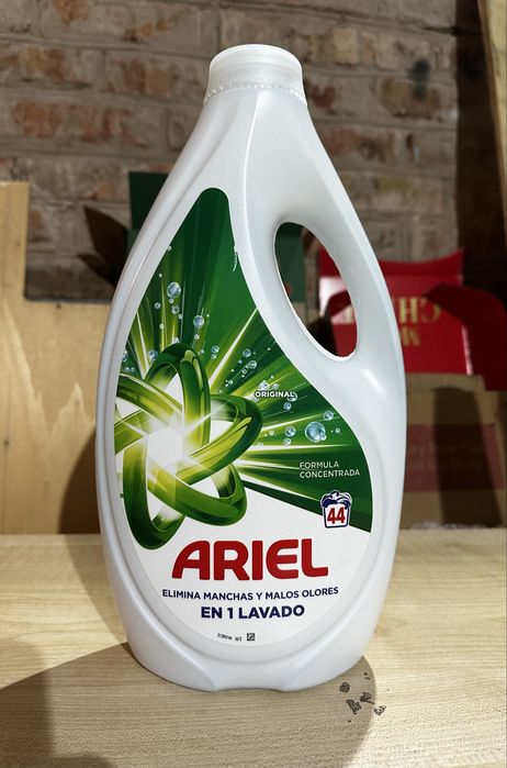 Ariel гель 44 ст. і Ariel Lenor+ 25 ст. Нідерланди (порошок)