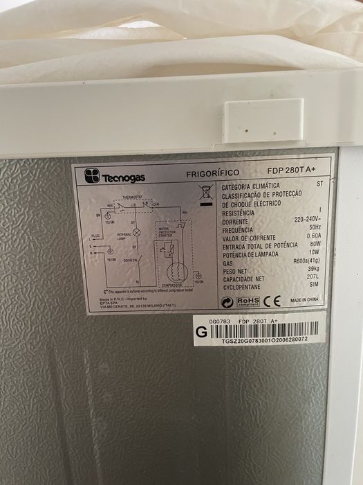 Frigorifico marca Tecnogas
