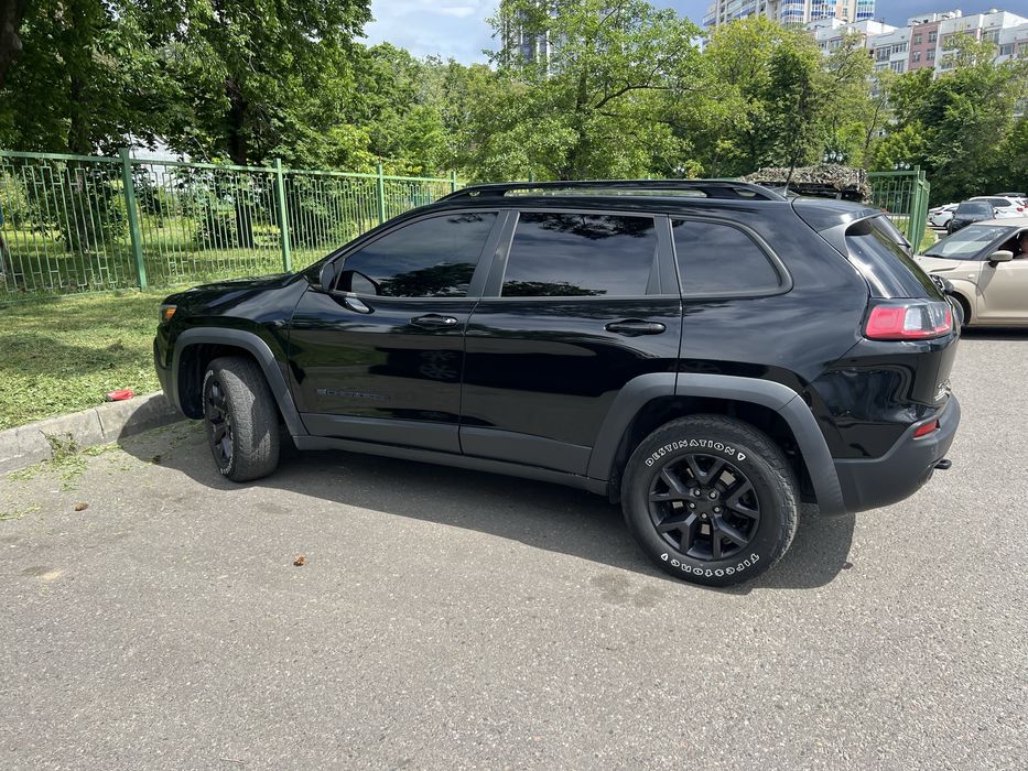 Jeep Cherokee Kl 2019 3.2 бензин.