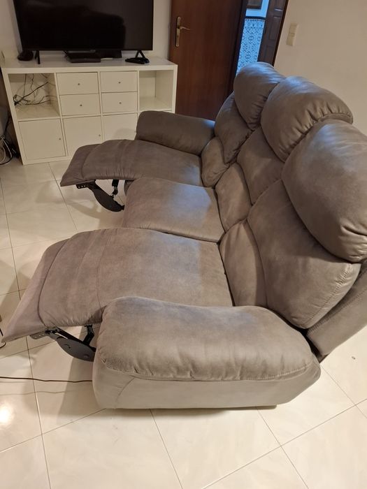 Sofá relax / reclinável 3 lugares
